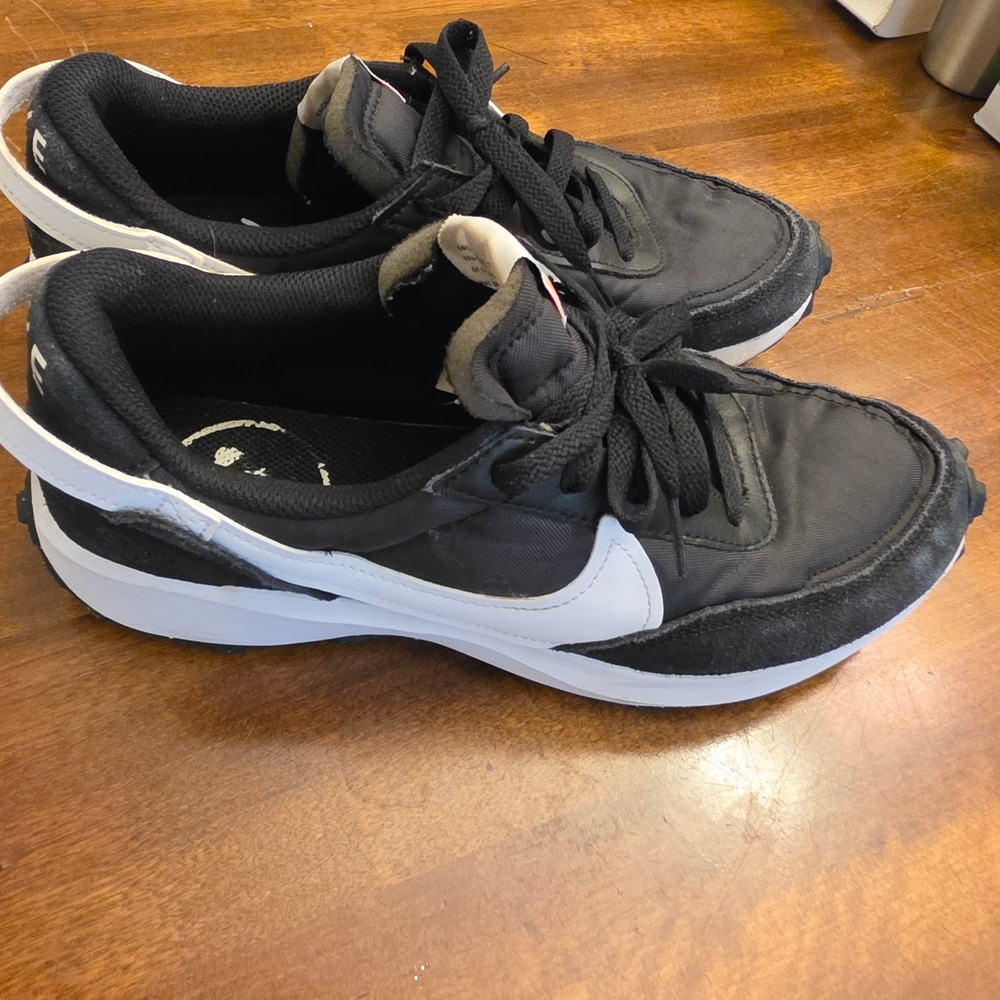 Nike Waffle One Black White Women Running Shoes Low Top Sneakers DC2533-001